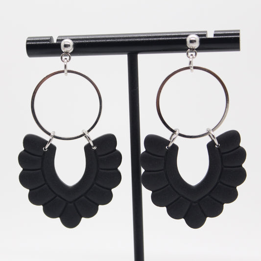 Rustic Halos - Black & Silver